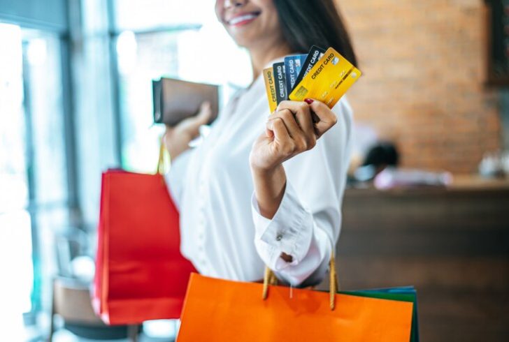 Store credit card usage tips.