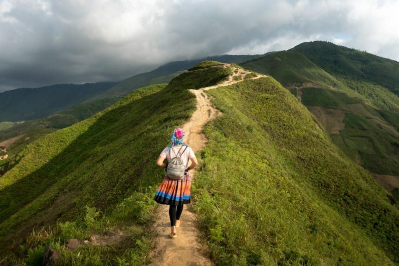 Satisfying walking trails around the world.