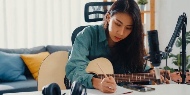 How to Write a Song from Start to Finish